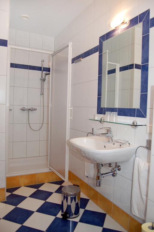 Pension Zur Post Bad Blumau Quarto foto